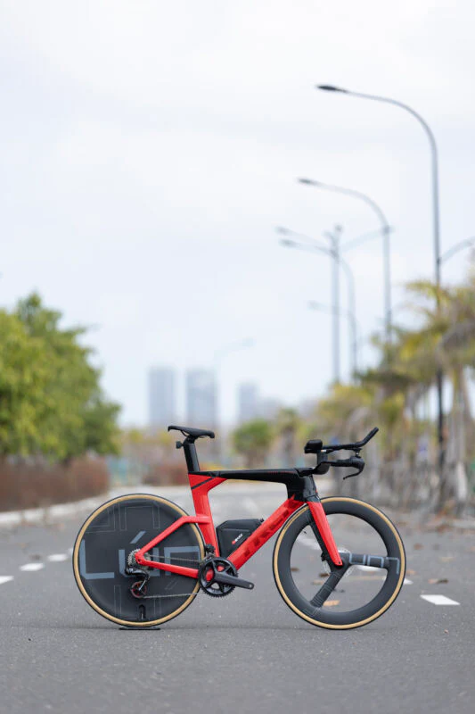 Lún Kronos Tri-Spoke Wheel - Image 3